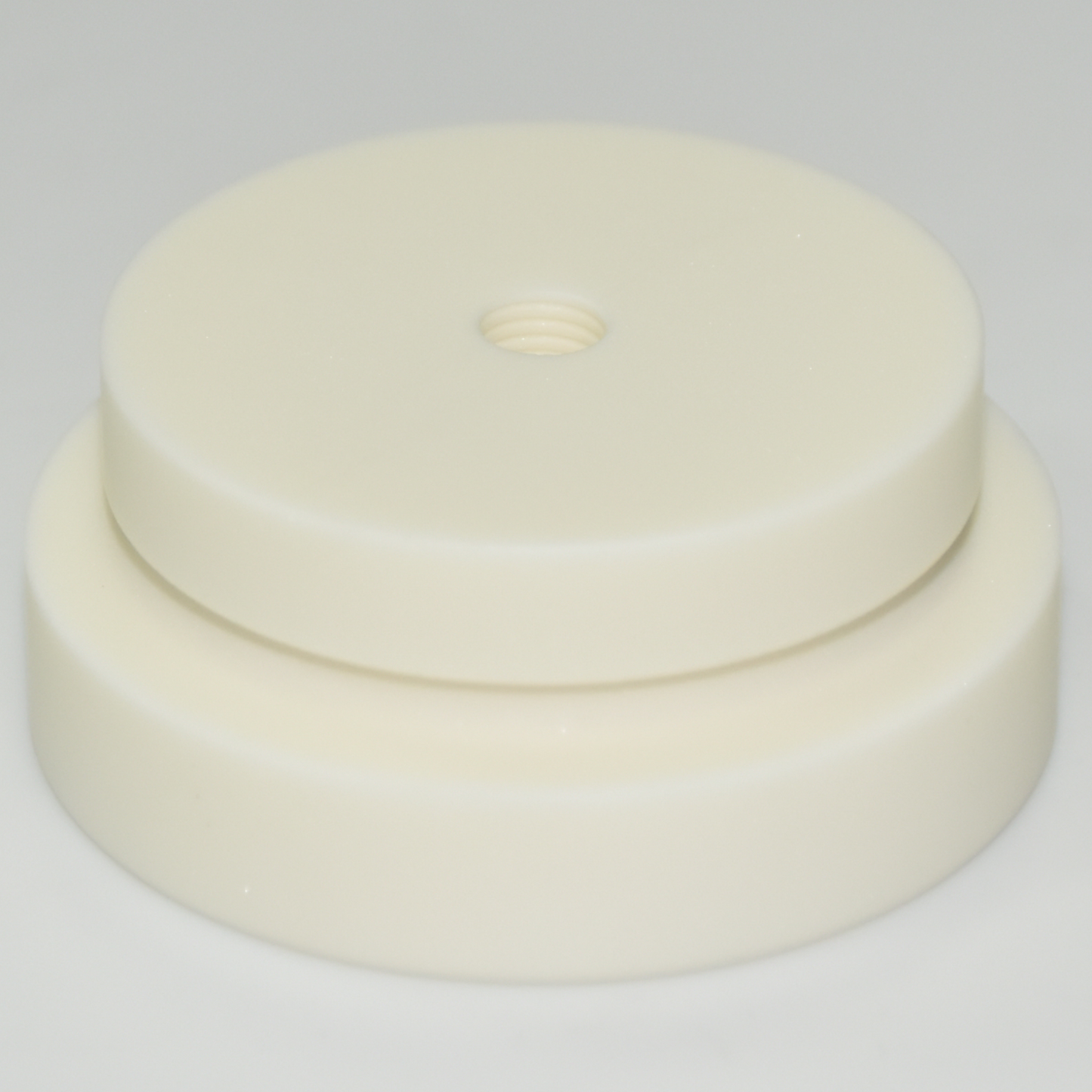 Productos de moldeo por inyección de cerámica de alúmina para semiconductores roscados