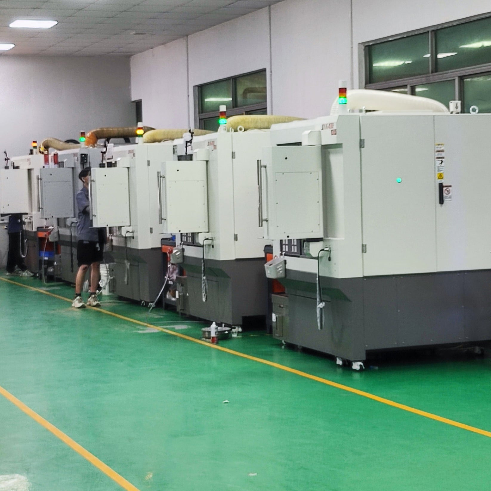 China Ceramic Powder Metallurgy 5-Axis CNC Workshop